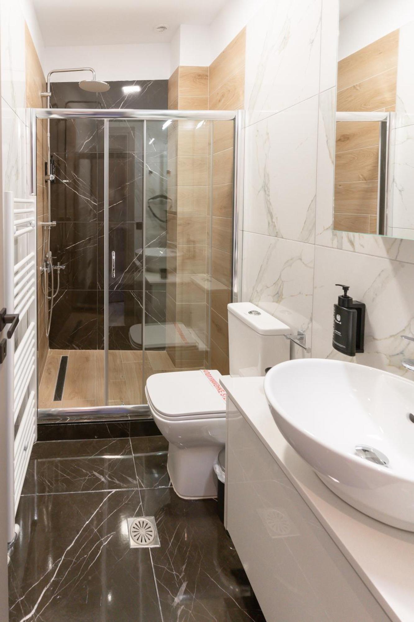 Δ17 Suites & Apartments Larissa Ngoại thất bức ảnh